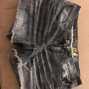 Women’s shorts